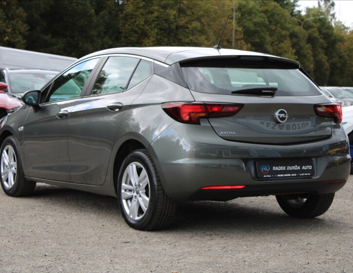 Opel Astra 7