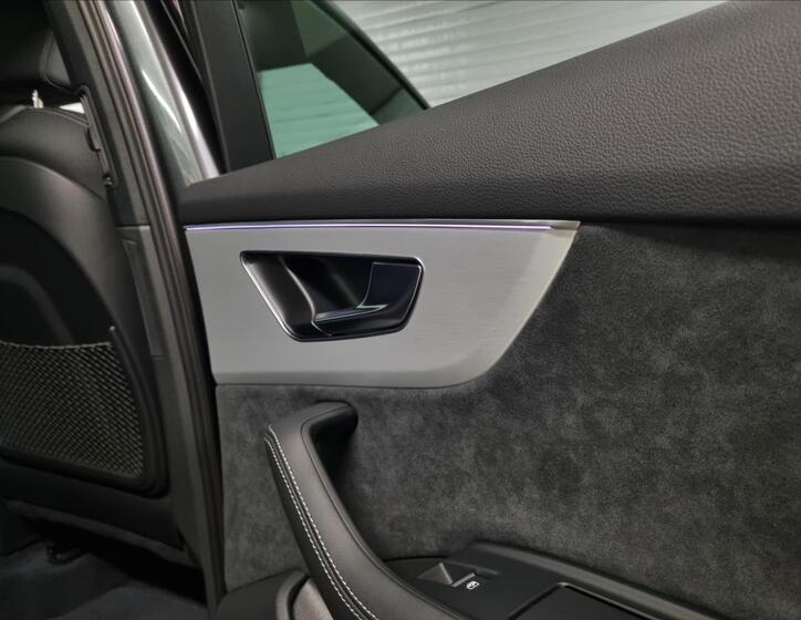 Audi Q7 17