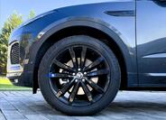 Jaguar E-Pace 3