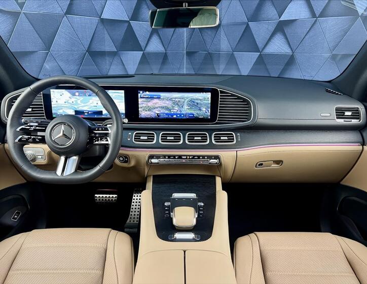 Mercedes-Benz GLS 9