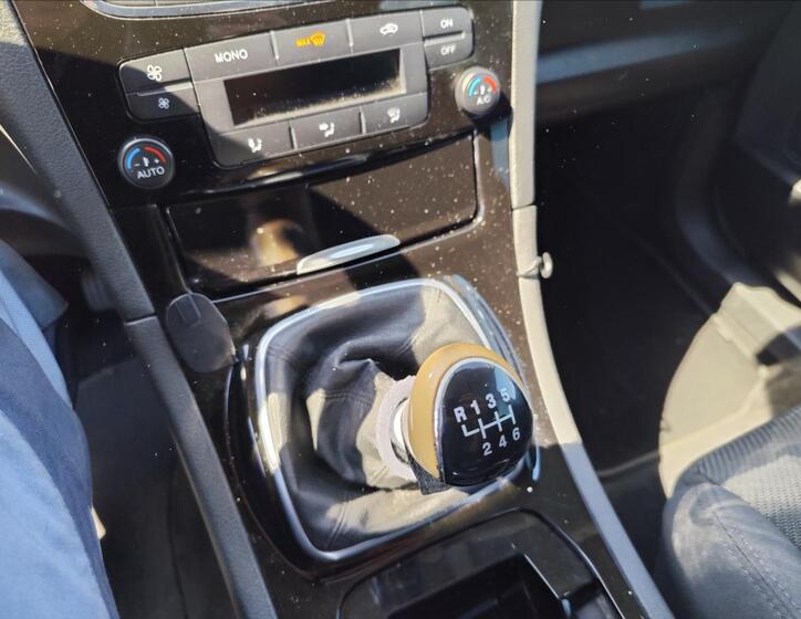 Ford S-MAX 23
