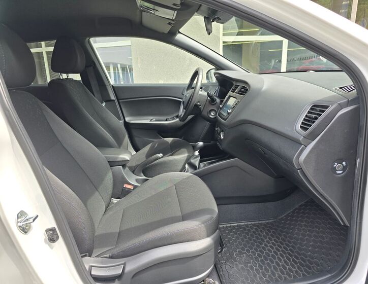 Hyundai i20 22