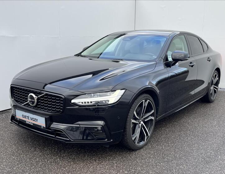 Volvo S90 1