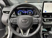 Toyota Corolla Cross 9