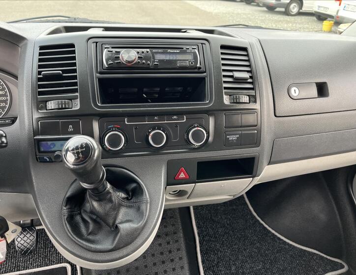 Volkswagen Transporter 25