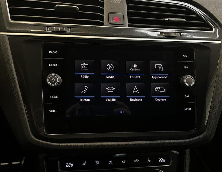 Volkswagen Tiguan 8