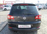 Volkswagen Tiguan 6