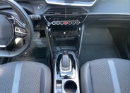 Peugeot 2008 10