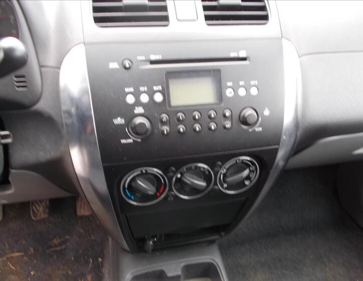 Suzuki SX4 19