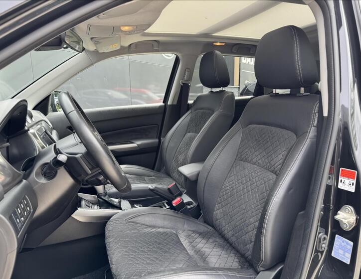 Suzuki Vitara 11