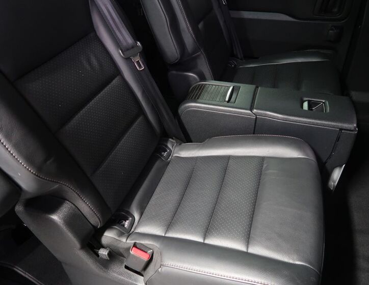 Toyota ProAce 17