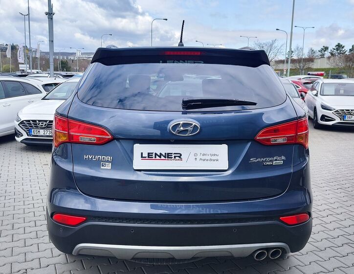 Hyundai Santa Fe 6