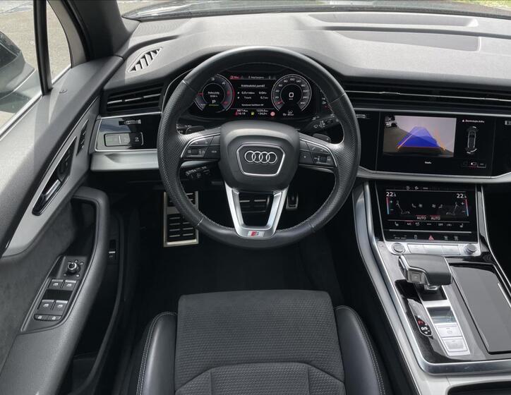 Audi Q7 7