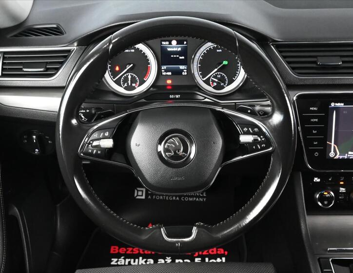 Škoda Superb 16