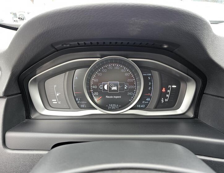 Volvo XC70 18