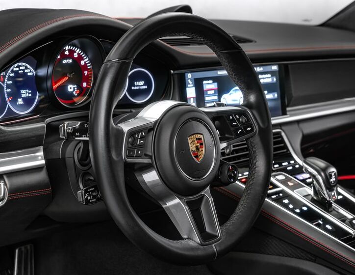Porsche Panamera 15