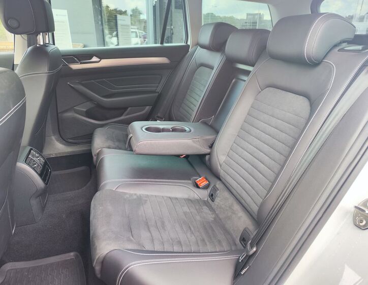 Volkswagen Passat 12