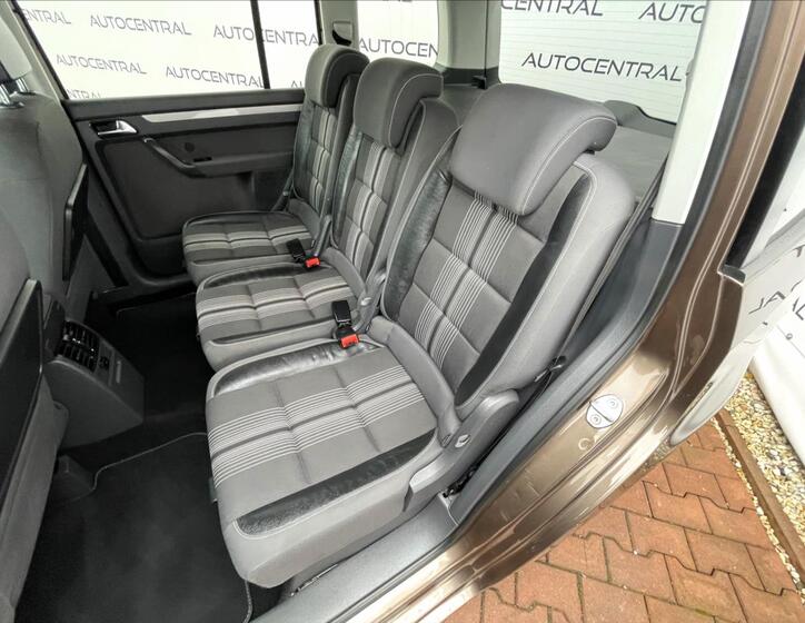 Volkswagen Touran 22