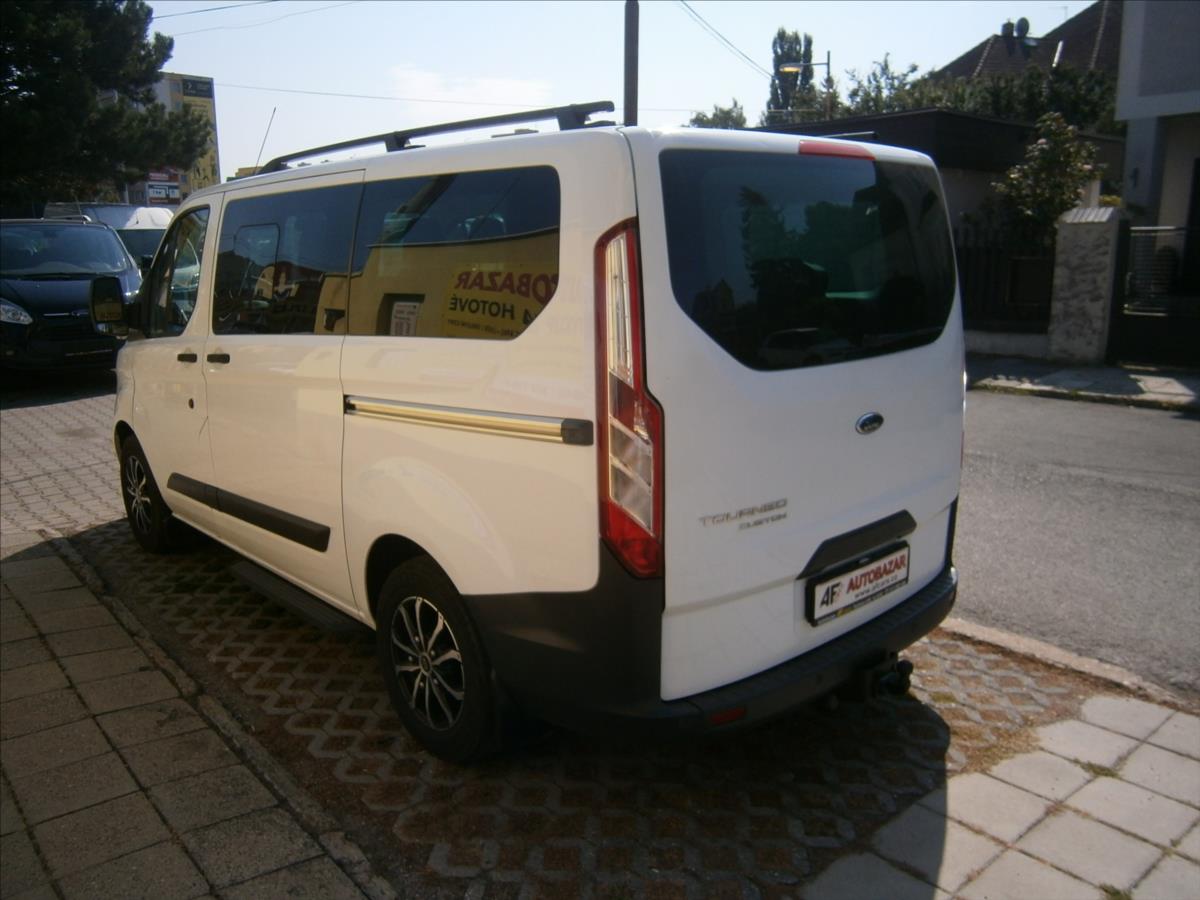 Ford Tourneo Custom