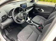 Toyota Yaris 12