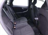 Volvo V40 13