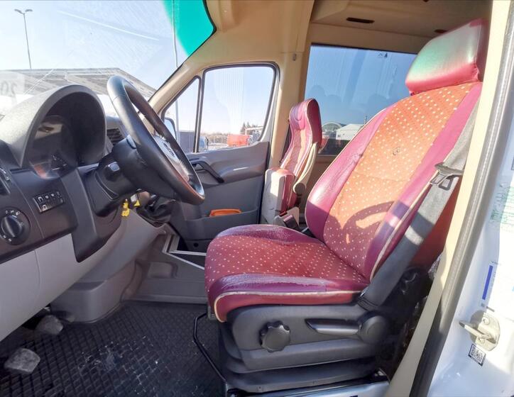 Mercedes-Benz Ostatní 5