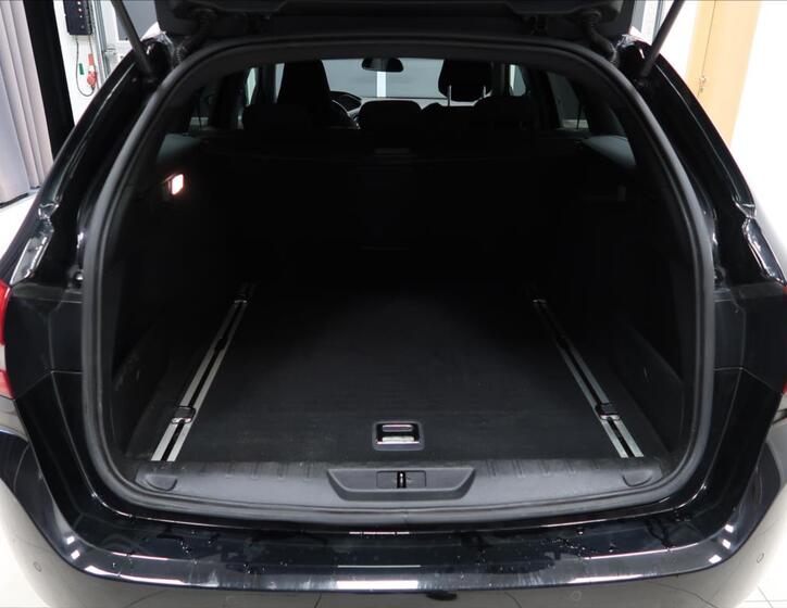 Peugeot 308 9