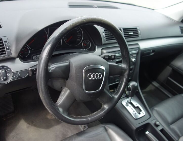 Audi A4 19