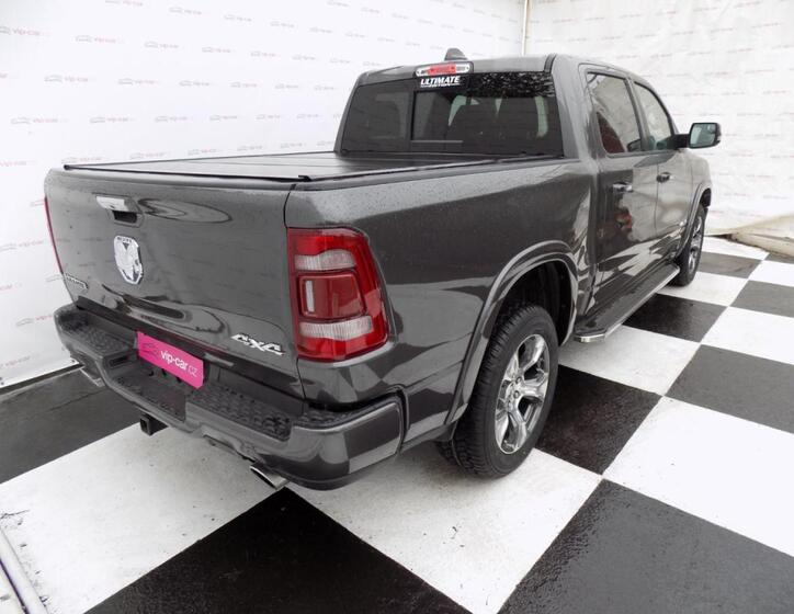 Dodge RAM 1500 6