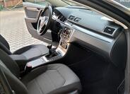 Volkswagen Passat 30
