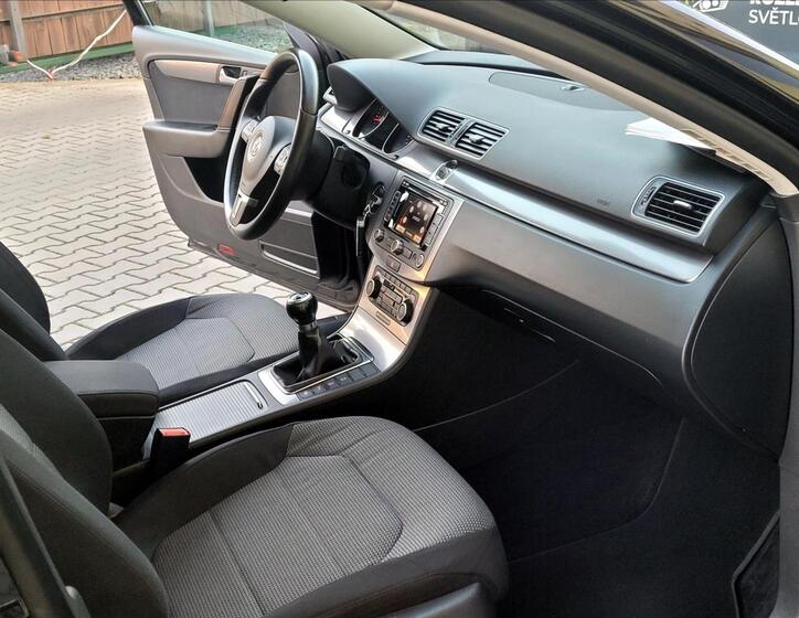 Volkswagen Passat 30