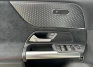 Mercedes-Benz GLA 5