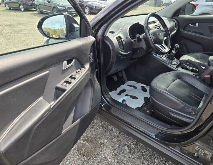 KIA Sportage 8