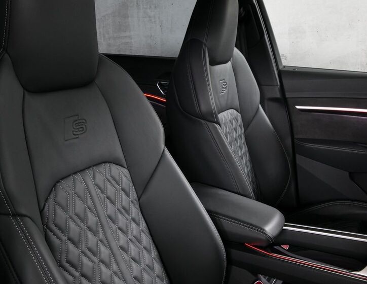 Audi e-tron 21