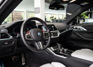 BMW M4 5