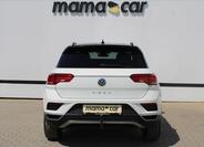 Volkswagen T-Roc 6