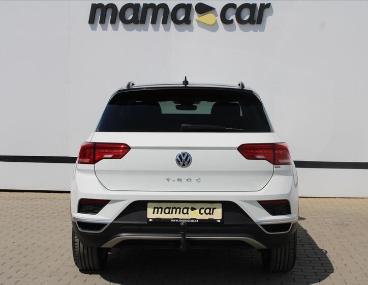 Volkswagen T-Roc 6