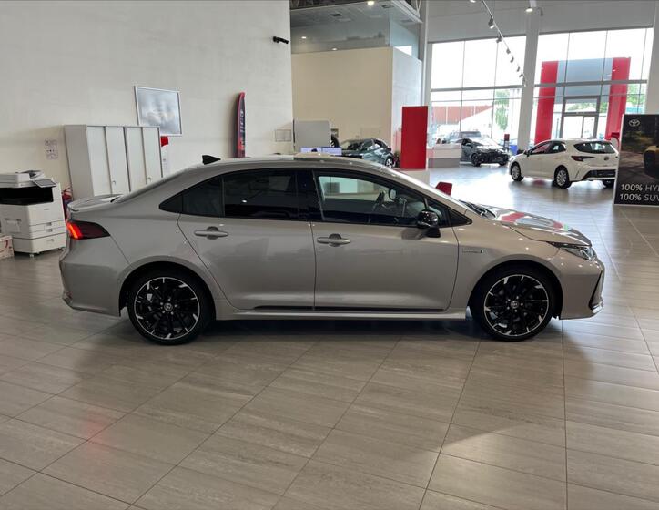 Toyota Corolla 4