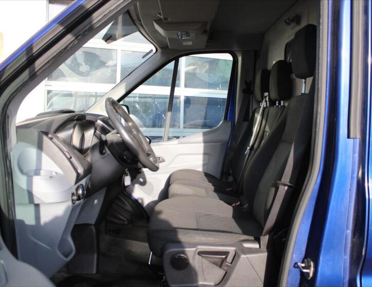 Ford Transit 4