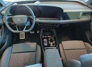 Audi Q6 12