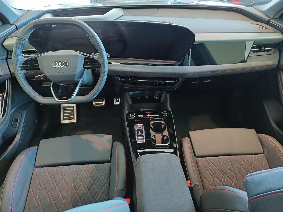 Audi Q6