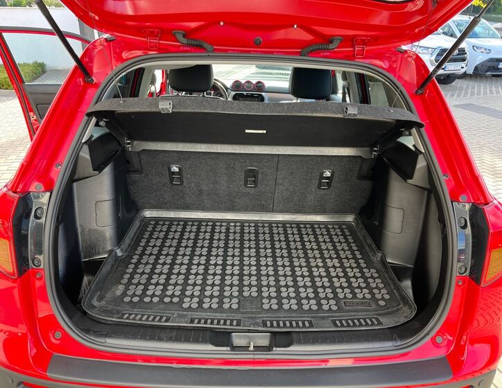 Suzuki Vitara 32