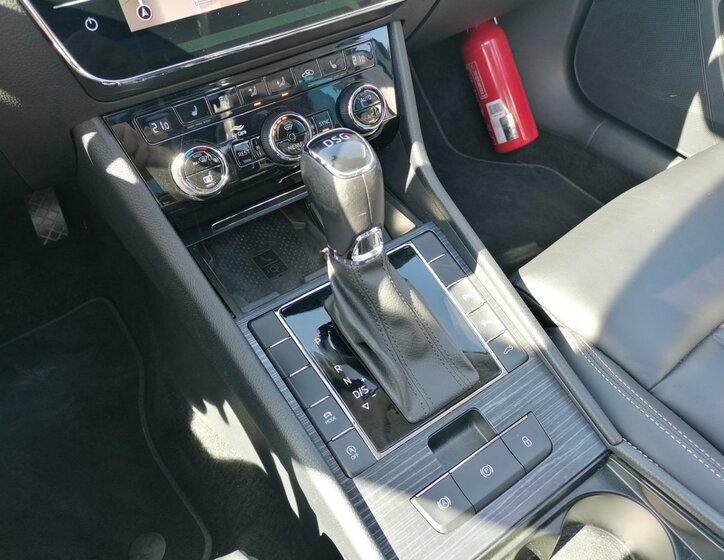 Škoda Superb 12