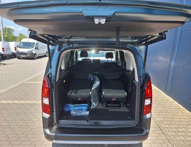 Peugeot Rifter 10