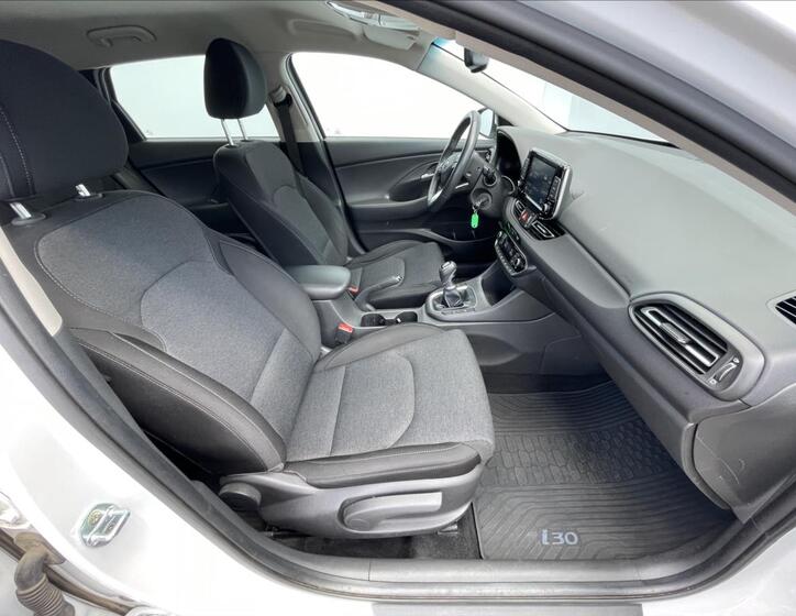Hyundai i30 18