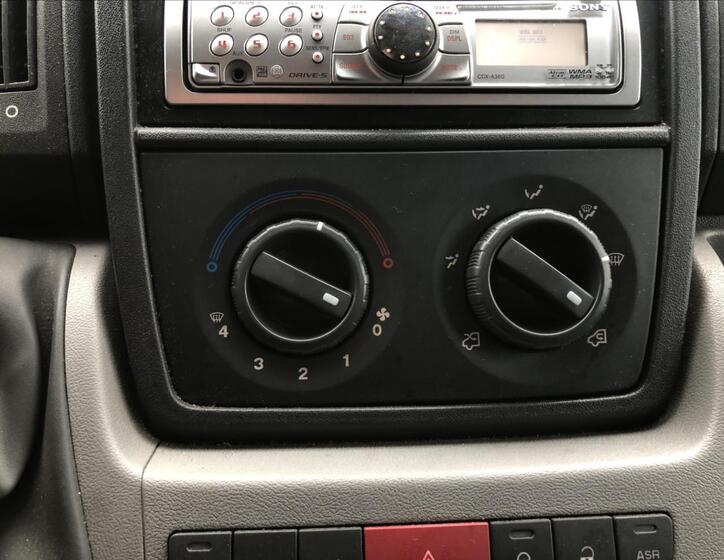 Peugeot Boxer 21
