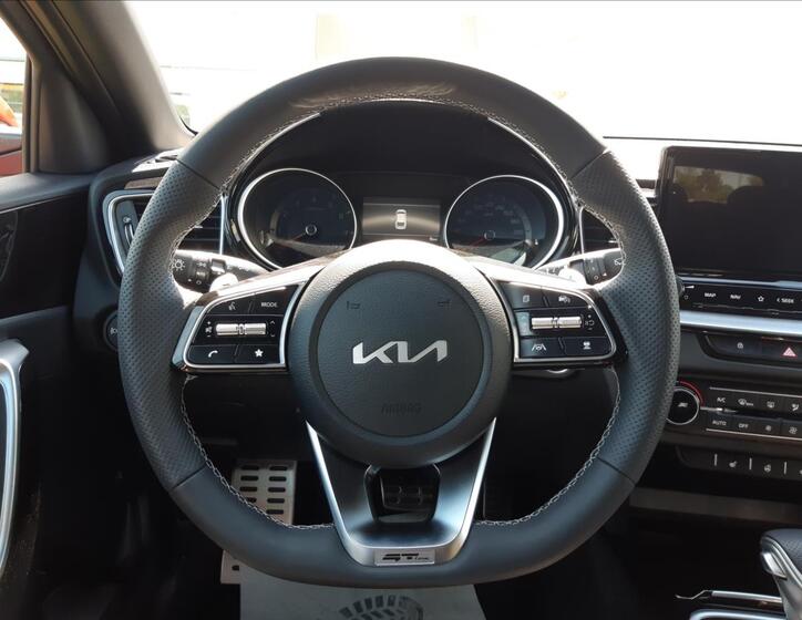 KIA ProCeed 14