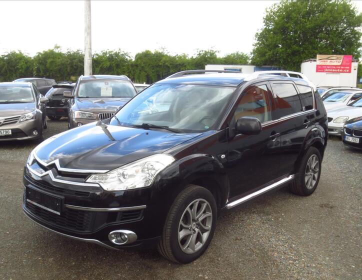 Citroën C-Crosser 1