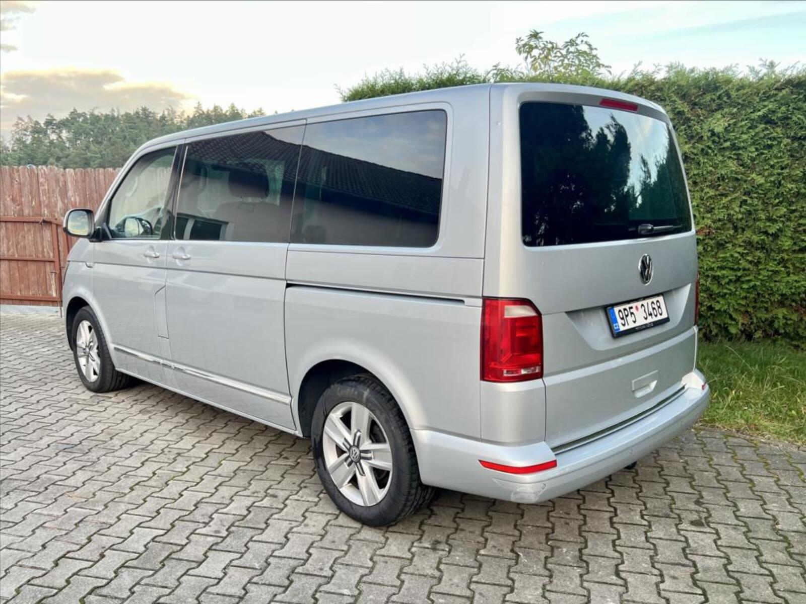 Volkswagen Multivan 3