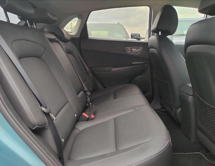 Hyundai Kona 12